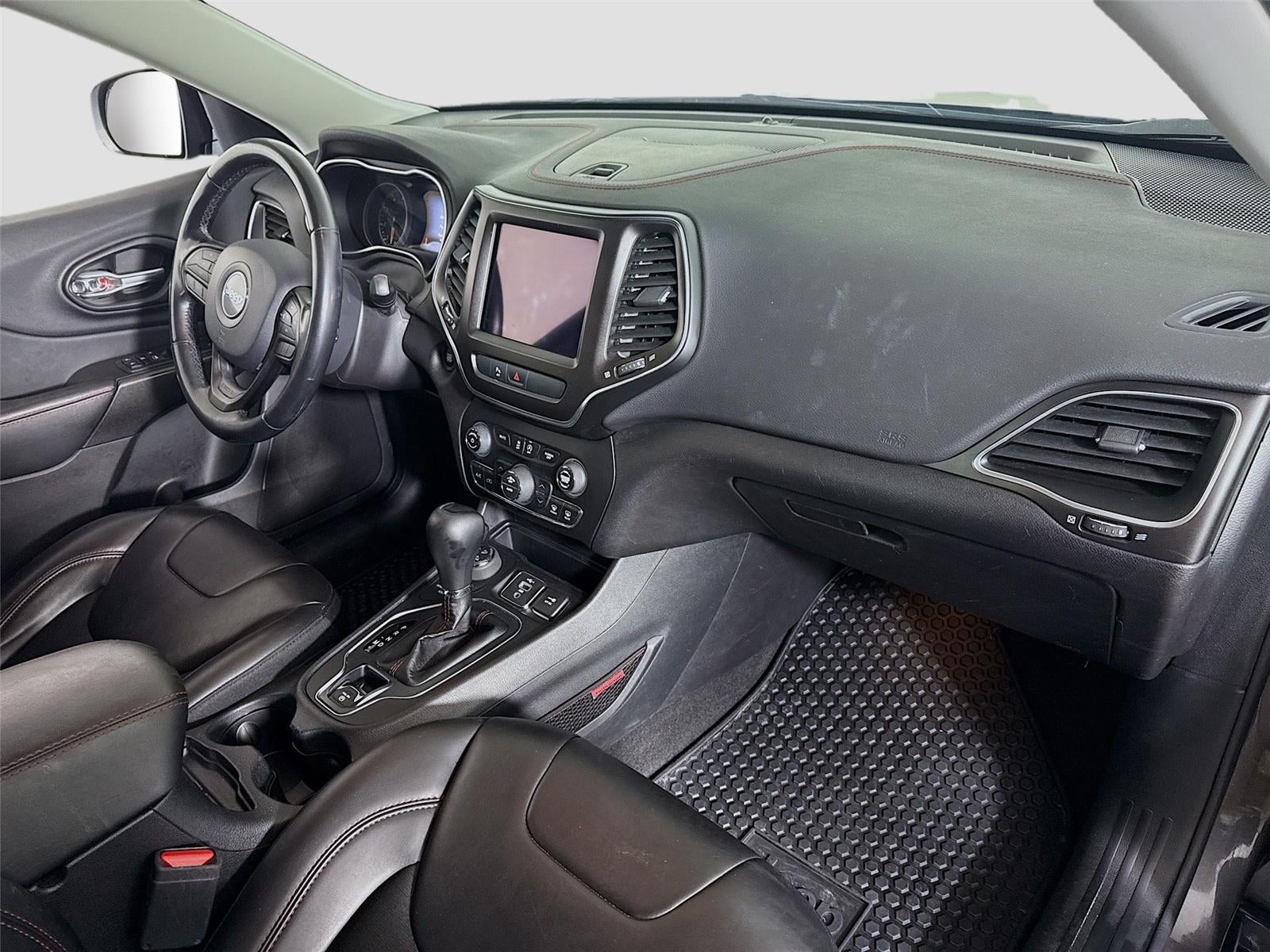 2020 Jeep Cherokee Trailhawk