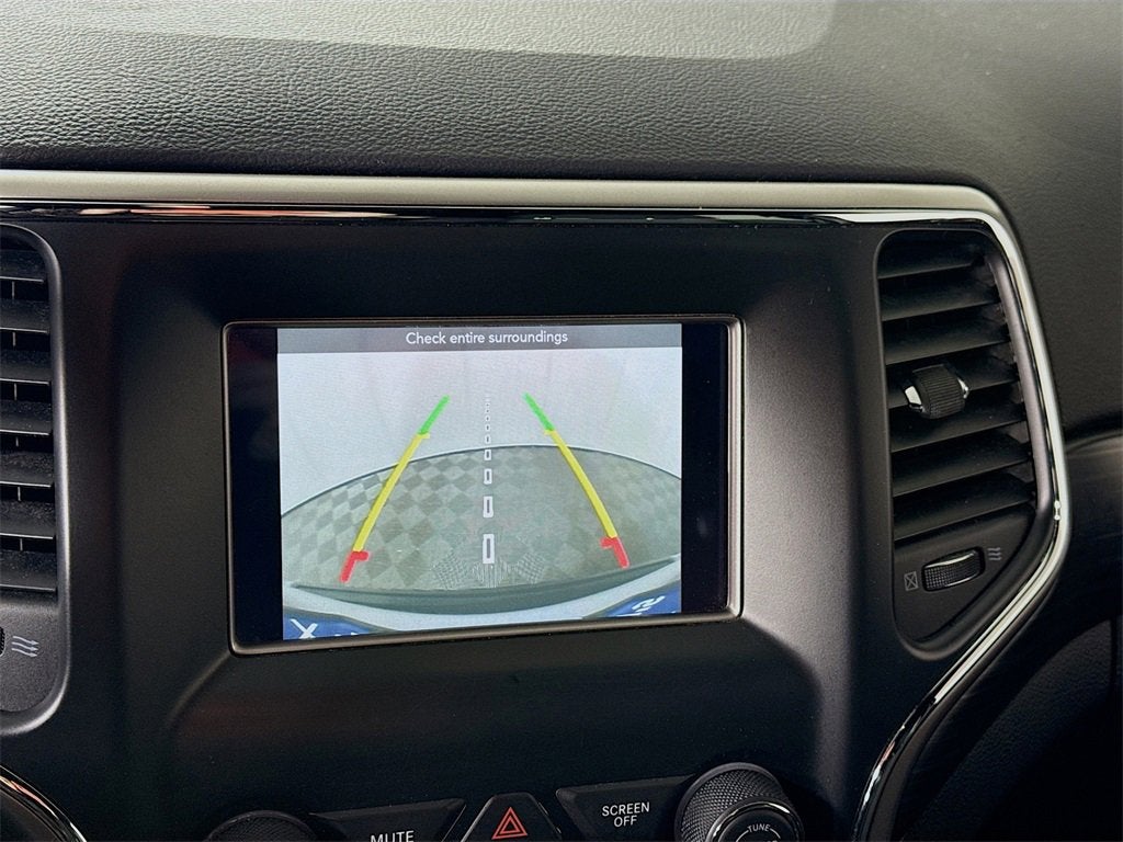 2019 Jeep Grand Cherokee Laredo E