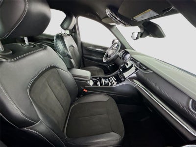 2022 Jeep Grand Cherokee Altitude