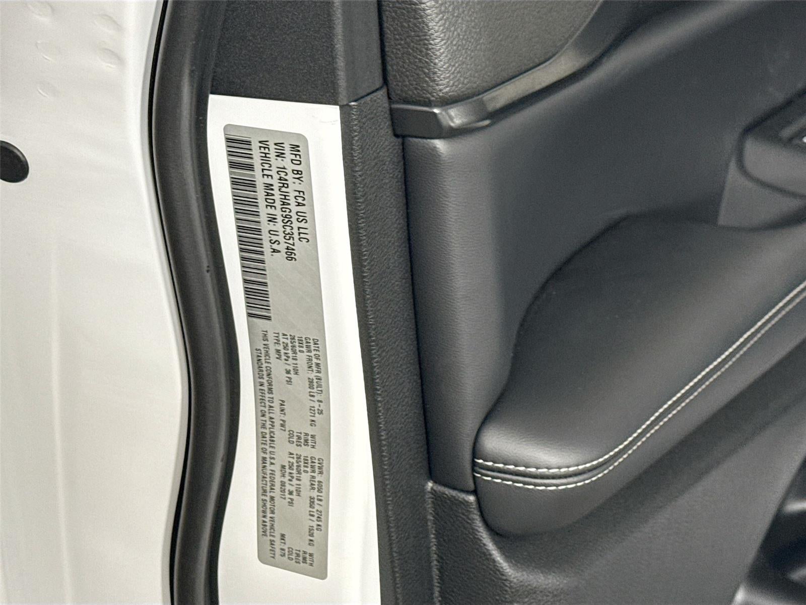 2025 Jeep Grand Cherokee Altitude