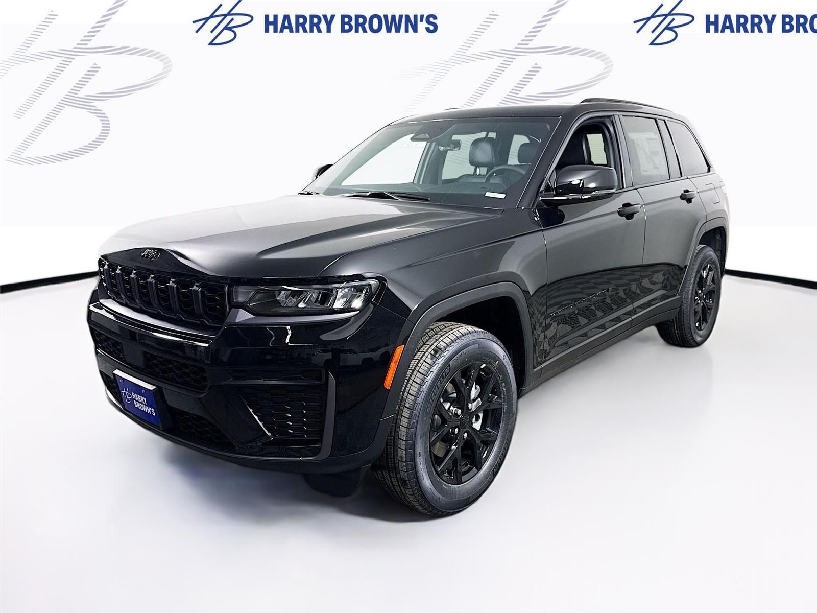 2026 Jeep Grand Cherokee Laredo Altitude