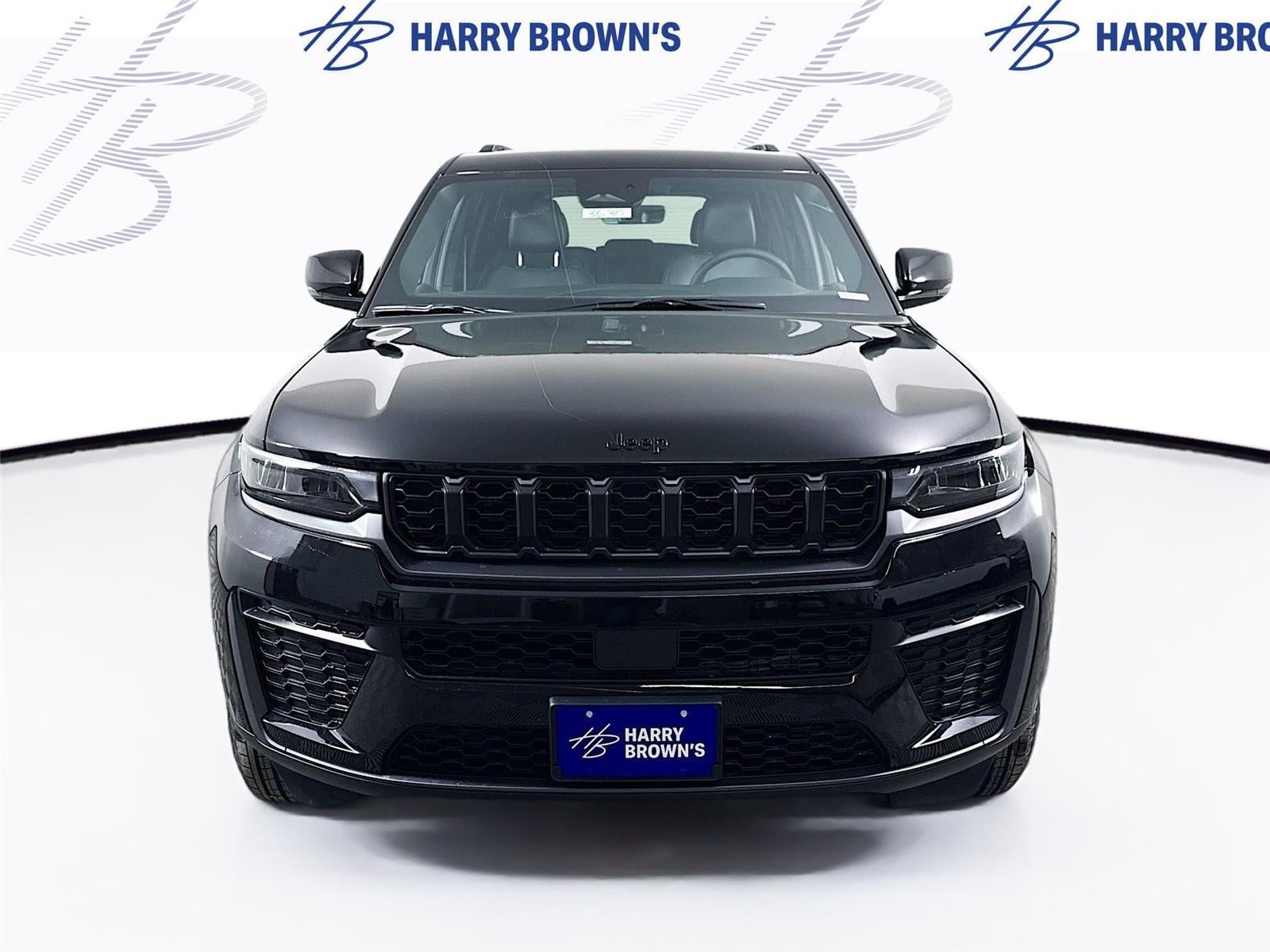 2026 Jeep Grand Cherokee Laredo Altitude