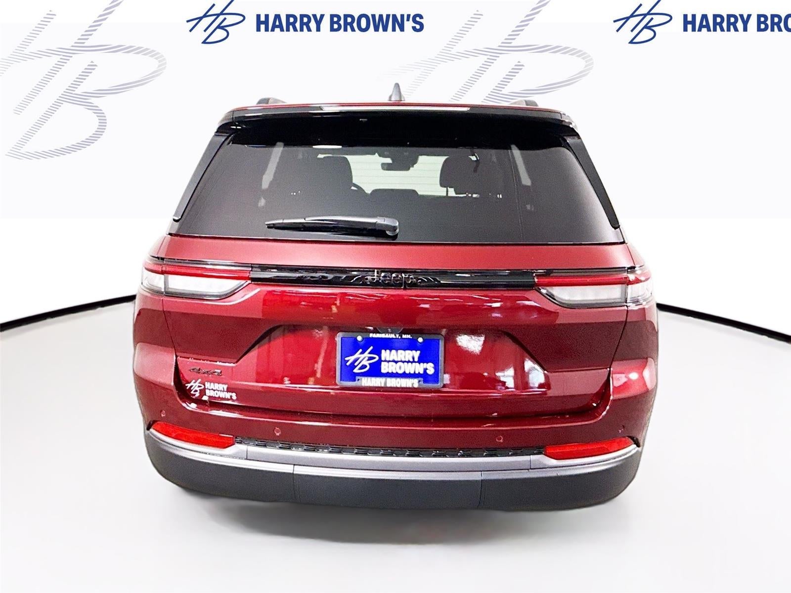 2026 Jeep Grand Cherokee Laredo Altitude