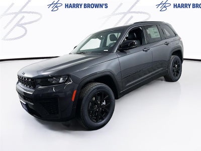 2026 Jeep Grand Cherokee Laredo Altitude