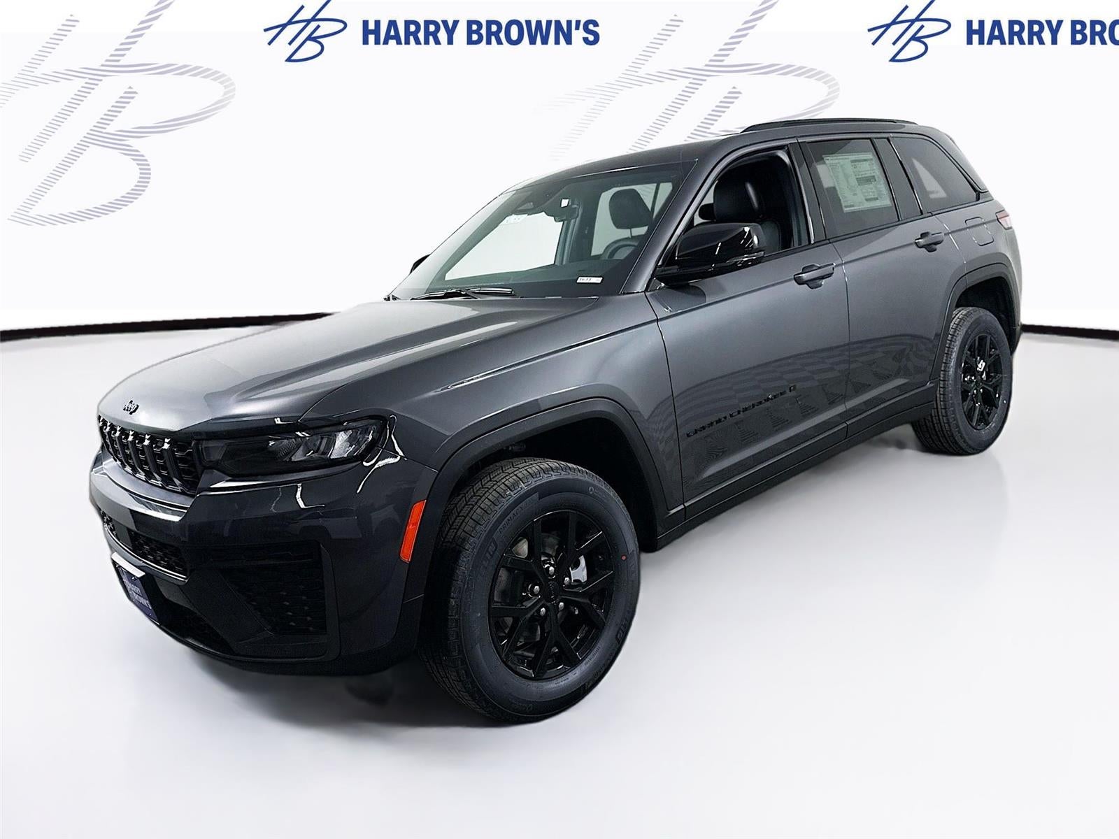 2026 Jeep Grand Cherokee Laredo Altitude