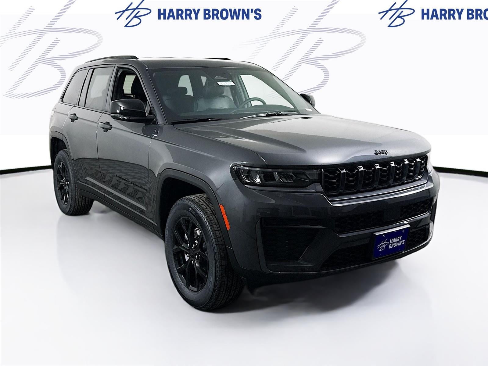 2026 Jeep Grand Cherokee Laredo Altitude