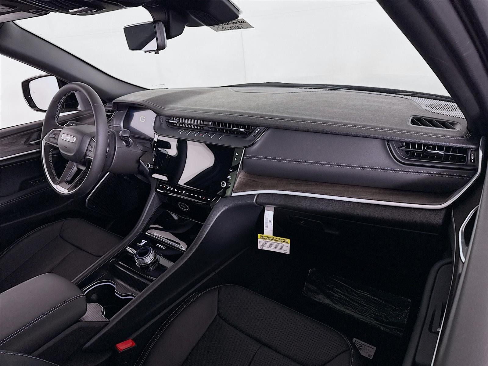 2026 Jeep Grand Cherokee Limited Reserve