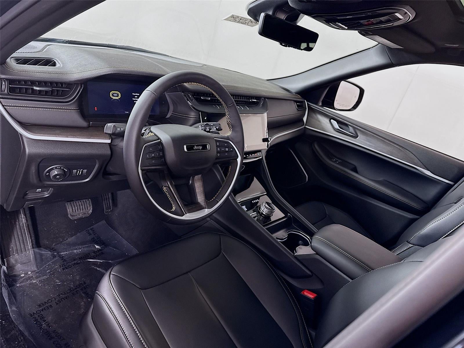 2026 Jeep Grand Cherokee 85th Anniversary Edition