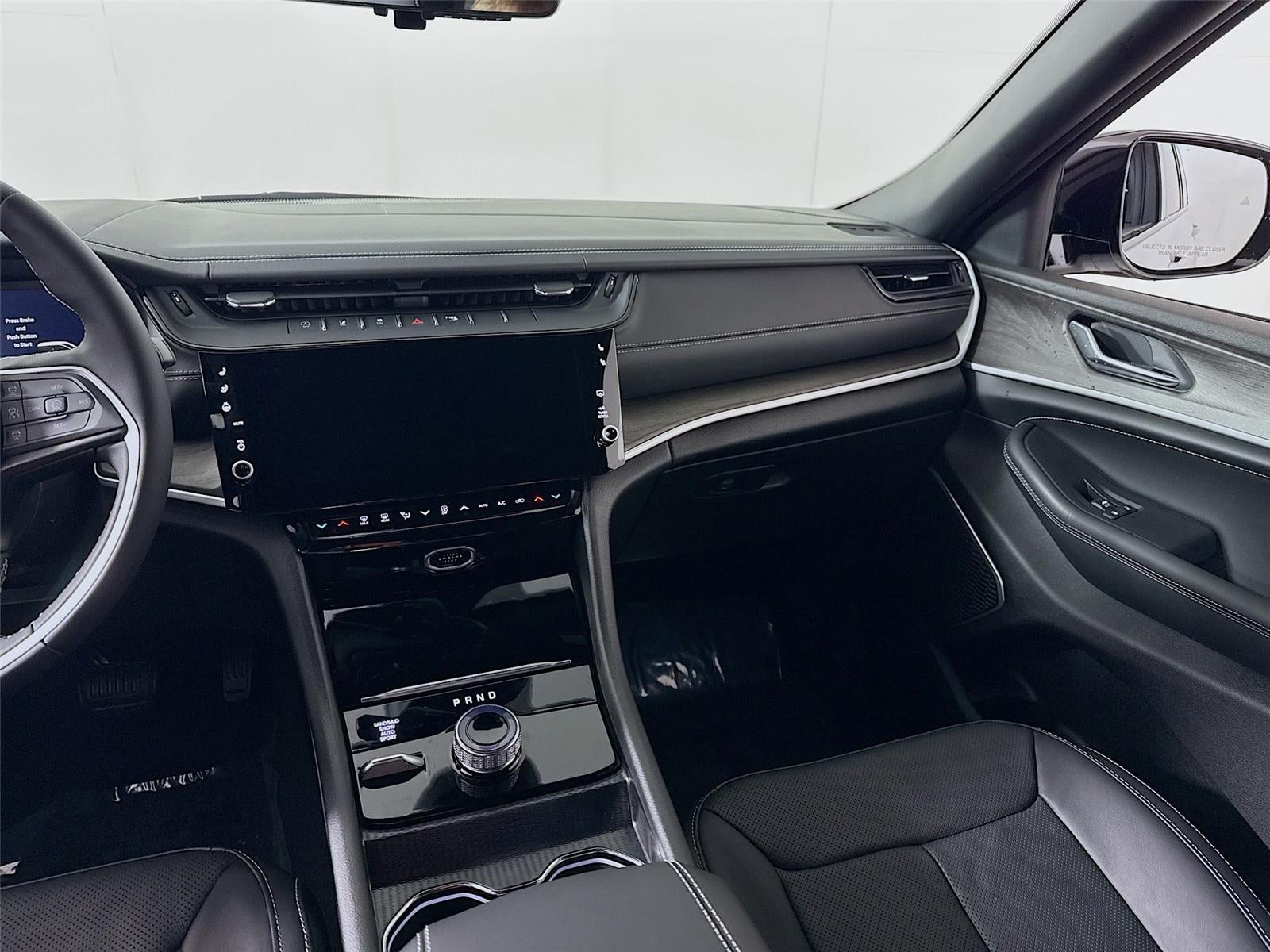 2026 Jeep Grand Cherokee Limited Reserve