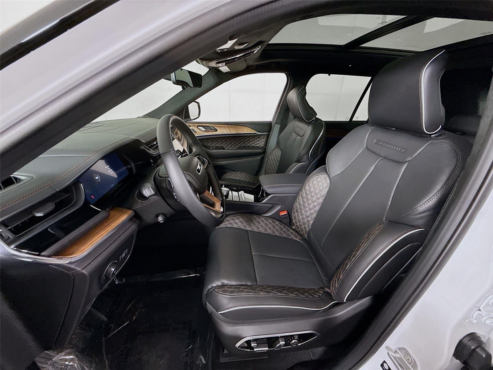 2025 Jeep Grand Cherokee Summit Reserve