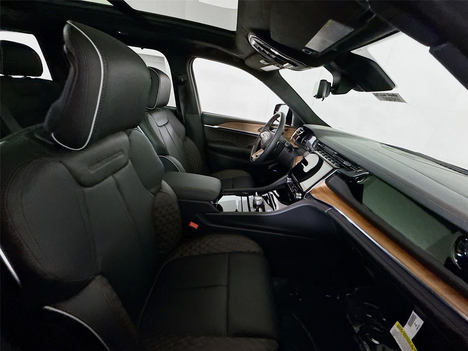 2025 Jeep Grand Cherokee Summit Reserve