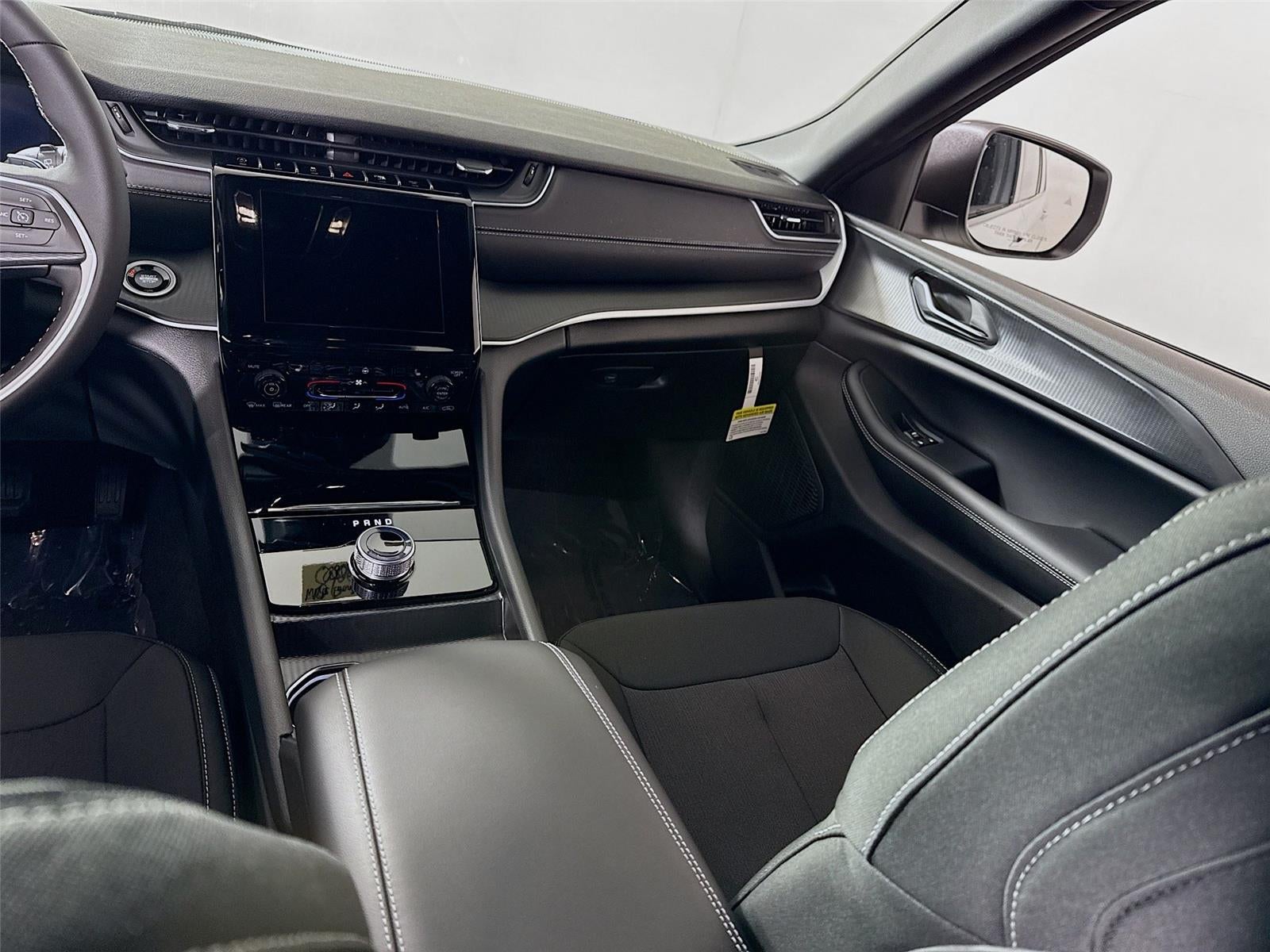 2025 Jeep Grand Cherokee L Laredo X