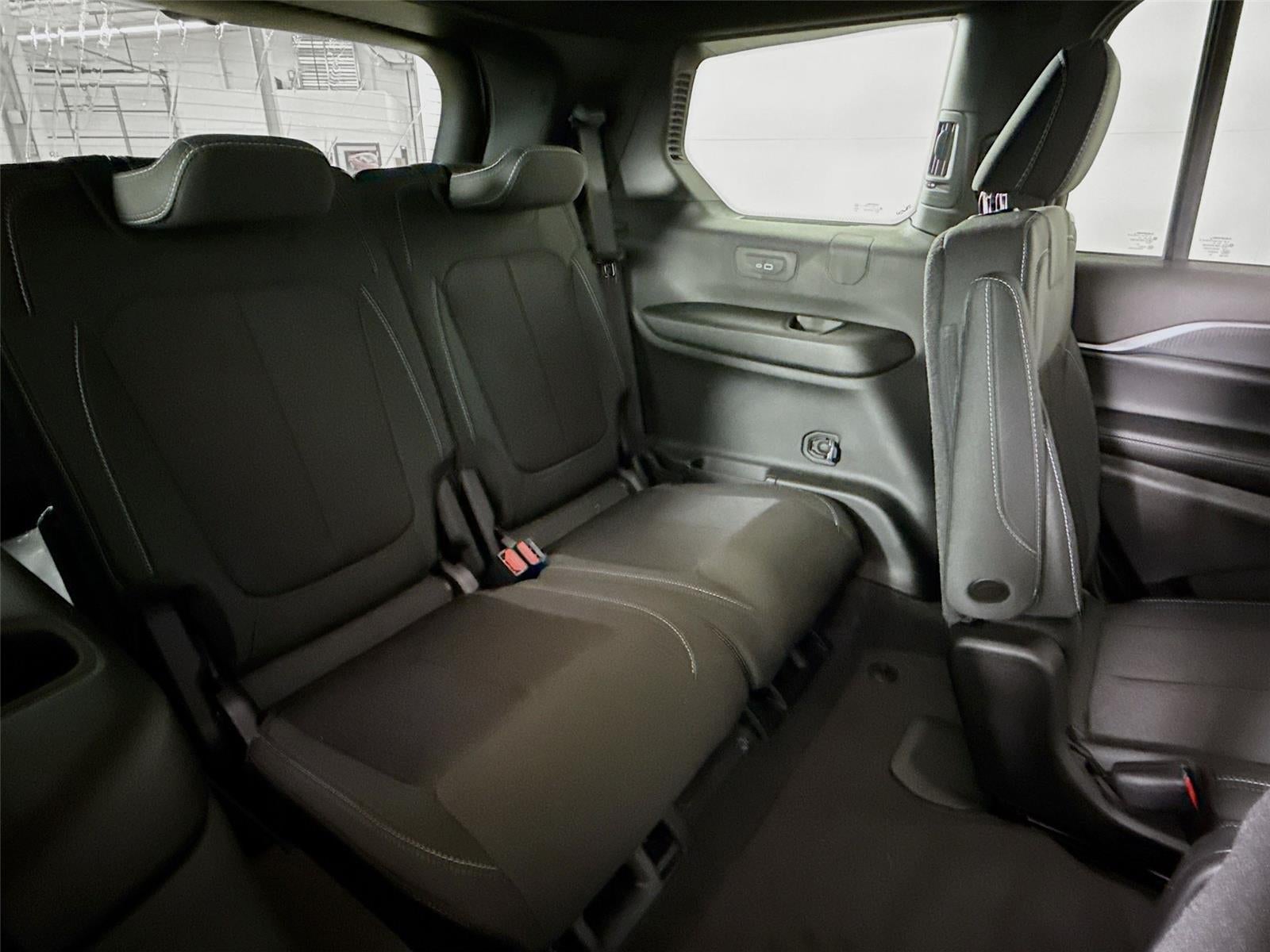 2025 Jeep Grand Cherokee L Laredo X