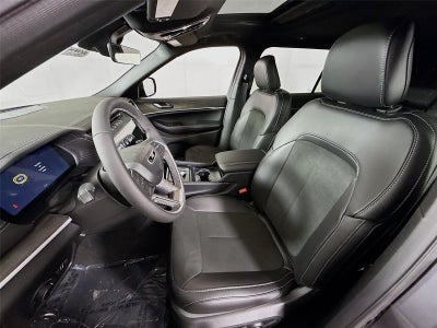 2026 Jeep Grand Cherokee L Laredo Altitude