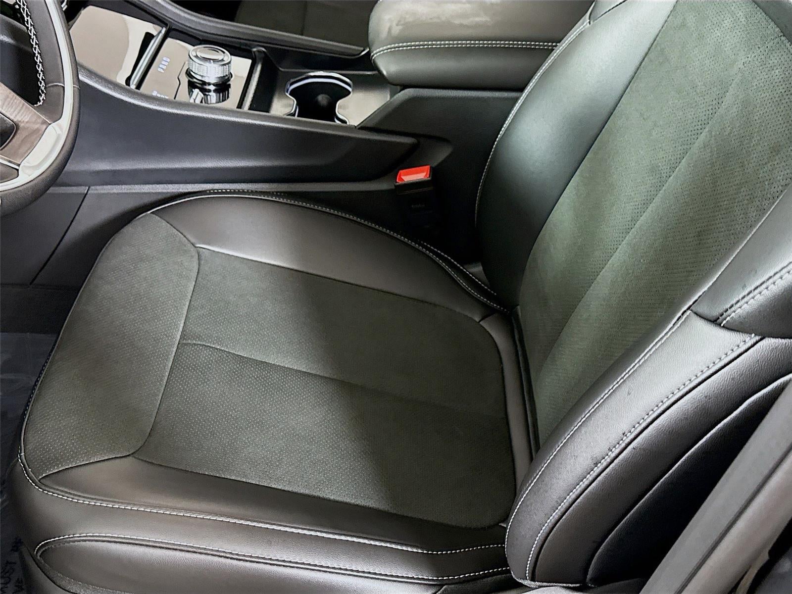 2026 Jeep Grand Cherokee L Laredo Altitude