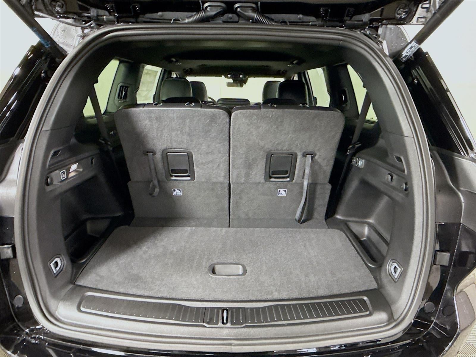 2026 Jeep Grand Cherokee L Laredo Altitude