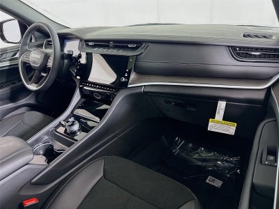 2026 Jeep Grand Cherokee L Laredo Altitude