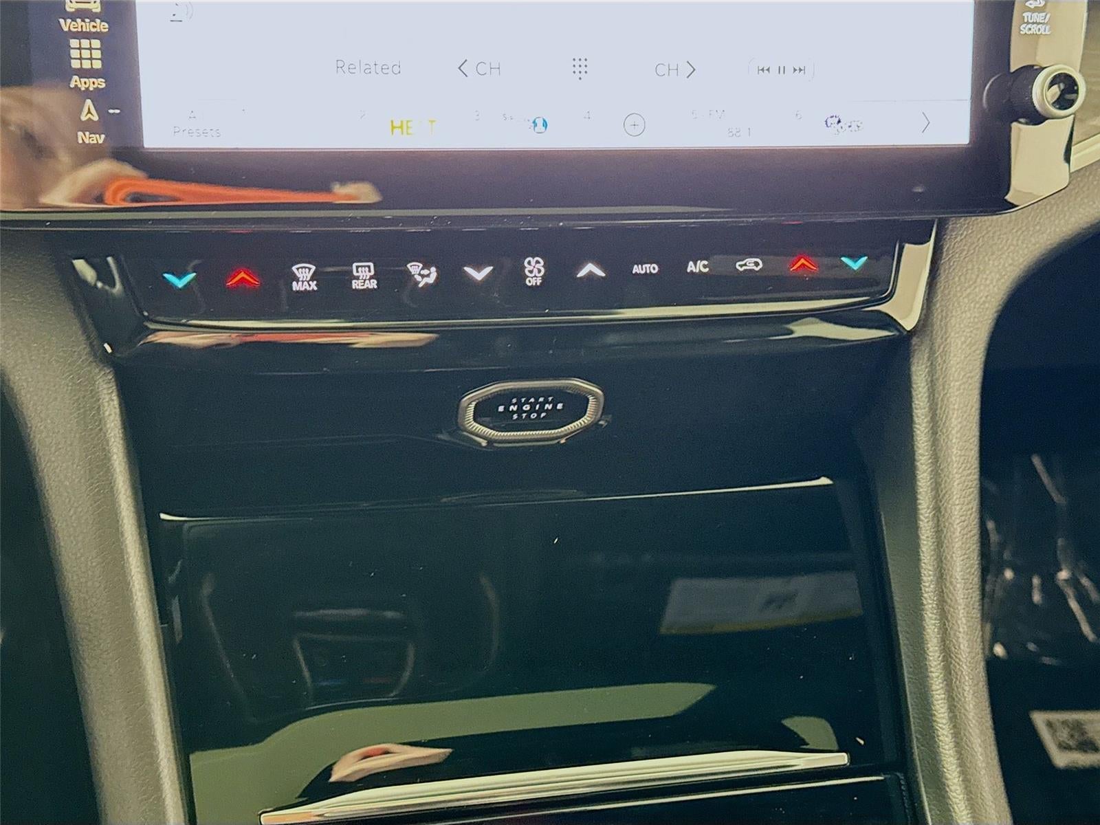 2026 Jeep Grand Cherokee L Laredo Altitude