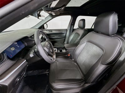 2026 Jeep Grand Cherokee L Laredo Altitude