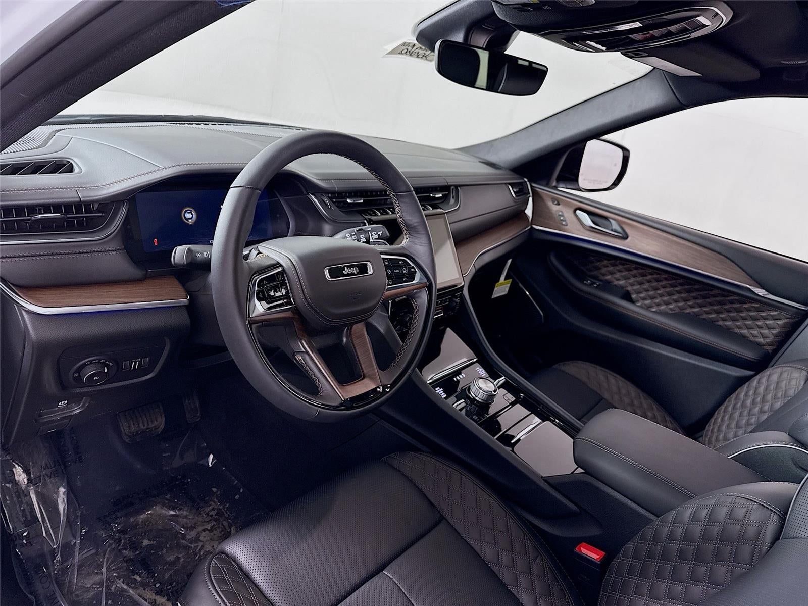 2025 Jeep Grand Cherokee L Summit