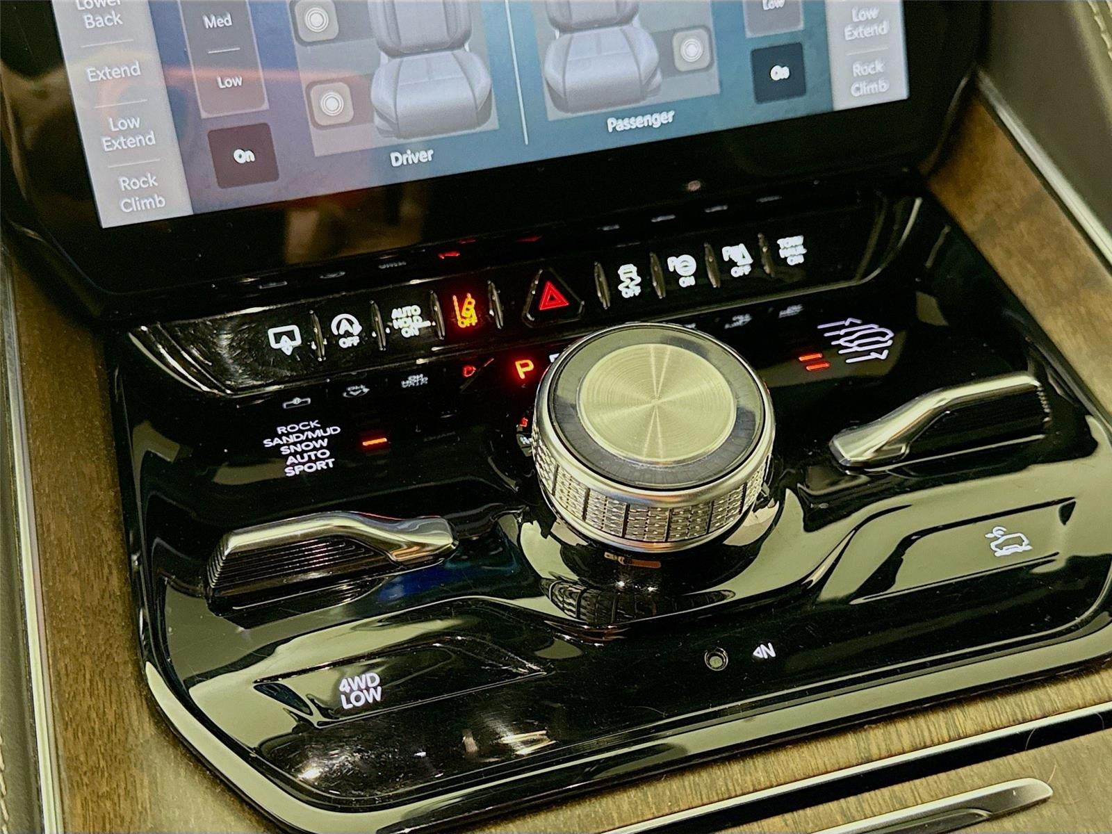 2023 Jeep Grand Wagoneer L Series II