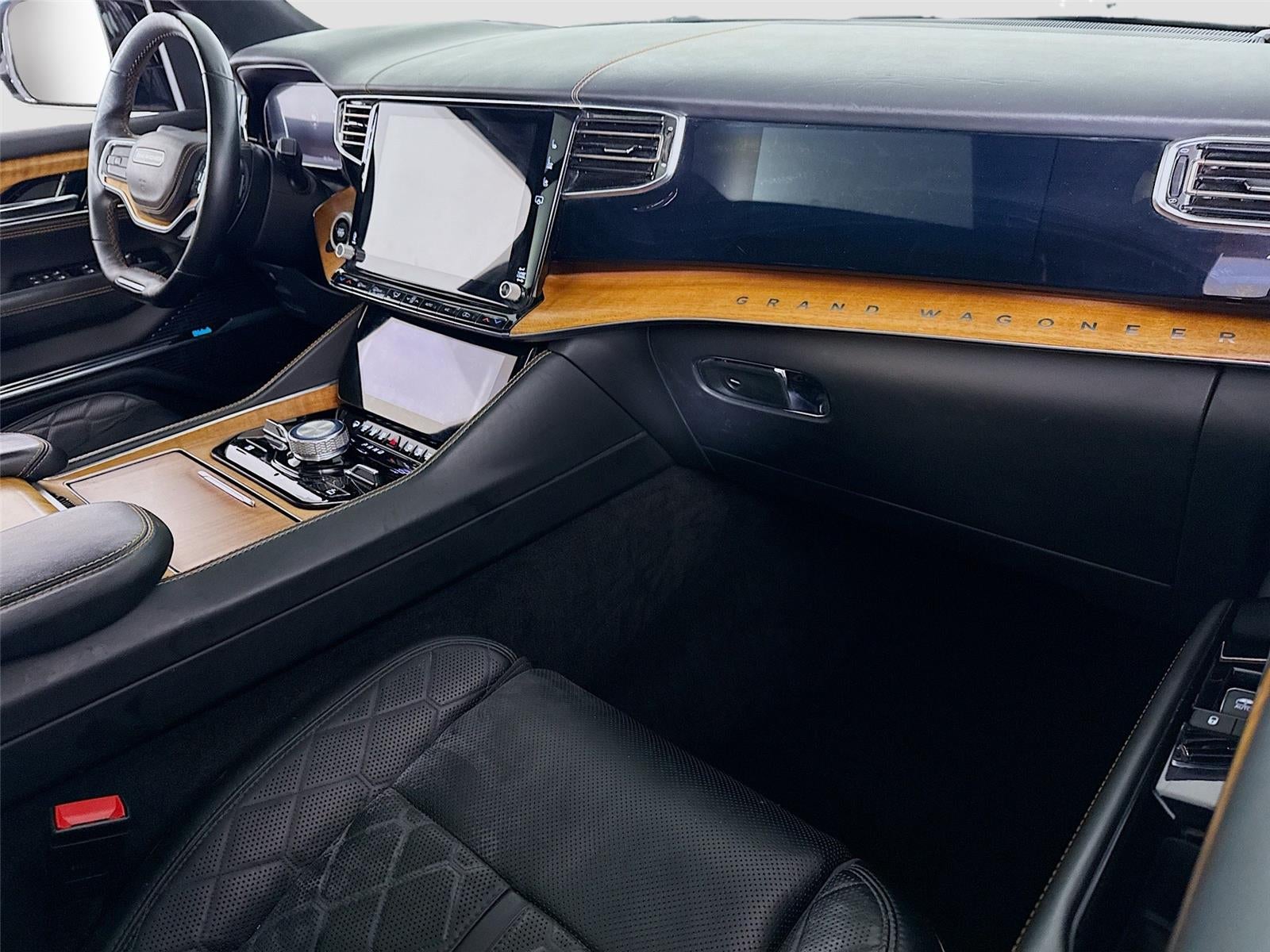 2022 Jeep Grand Wagoneer Series III