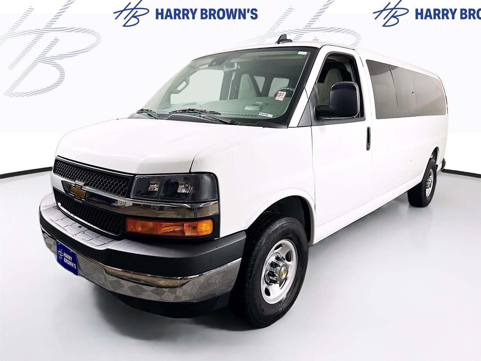 2025 Chevrolet Express Passenger LT