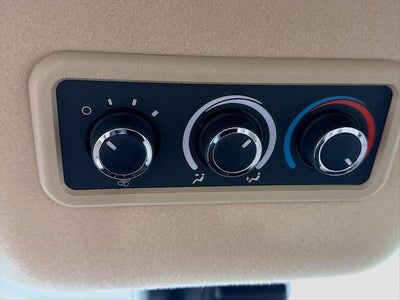 2025 Chevrolet Express Passenger LT