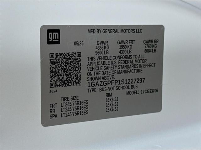 2025 Chevrolet Express Passenger LT