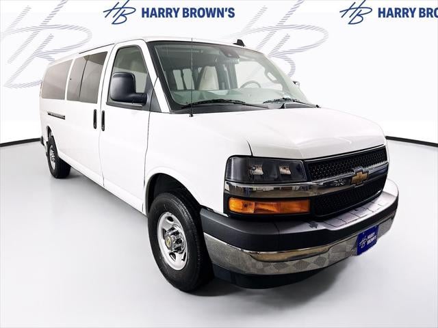 2025 Chevrolet Express Passenger LT