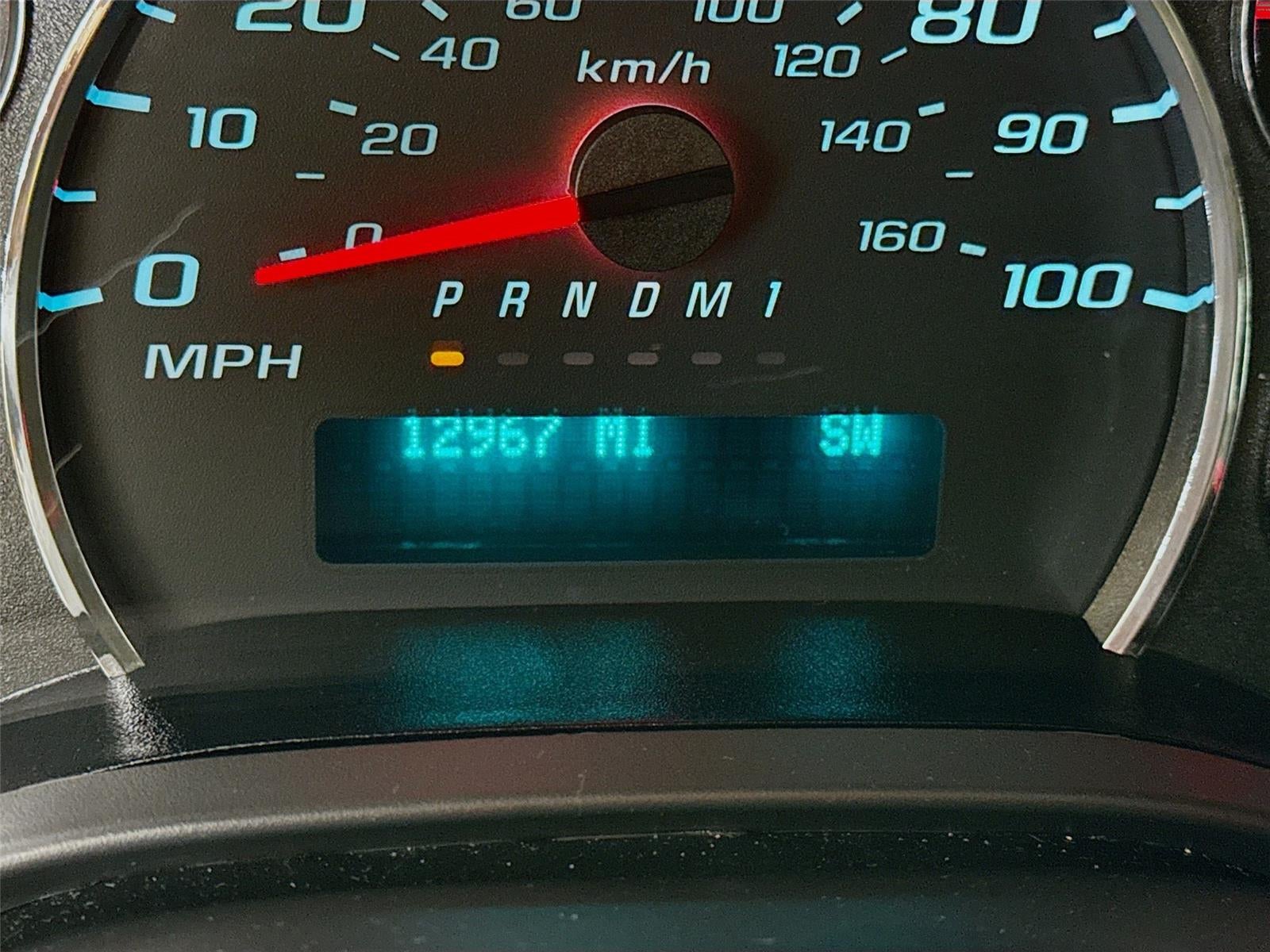 2025 Chevrolet Express Passenger LT