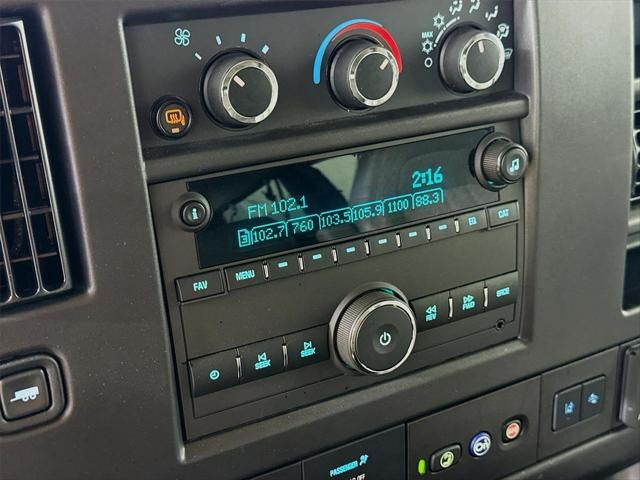 2025 Chevrolet Express Passenger LT