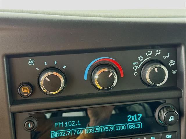 2025 Chevrolet Express Passenger LT