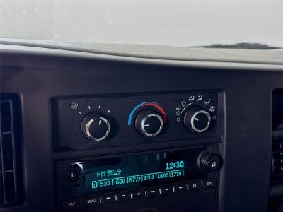 2025 Chevrolet Express 3500 Work Van Cutaway