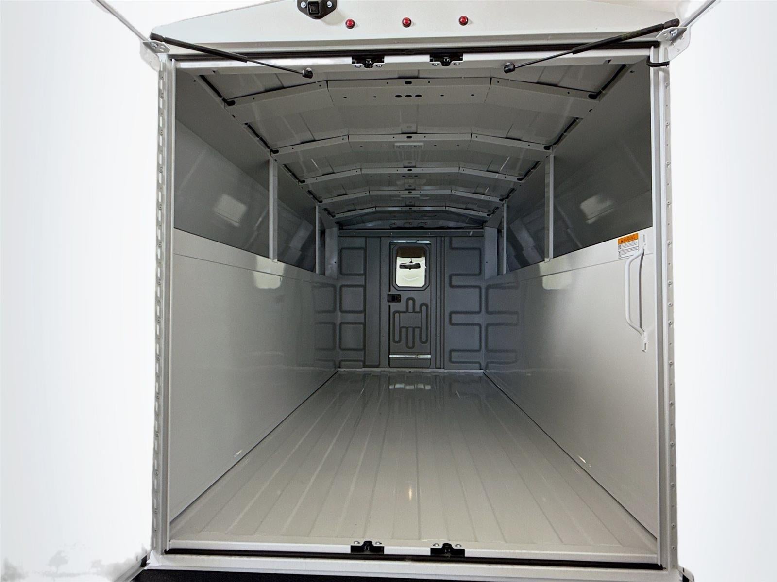 2025 Chevrolet Express 3500 Work Van Cutaway