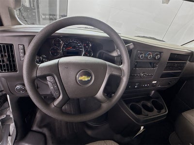 2025 Chevrolet Express 3500 Work Van Cutaway