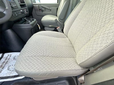 2025 Chevrolet Express Cutaway 3500 VAN 139