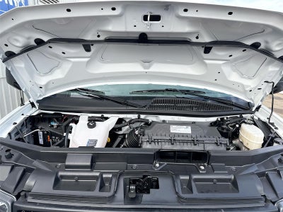 2025 Chevrolet Express Cutaway 3500 VAN 139