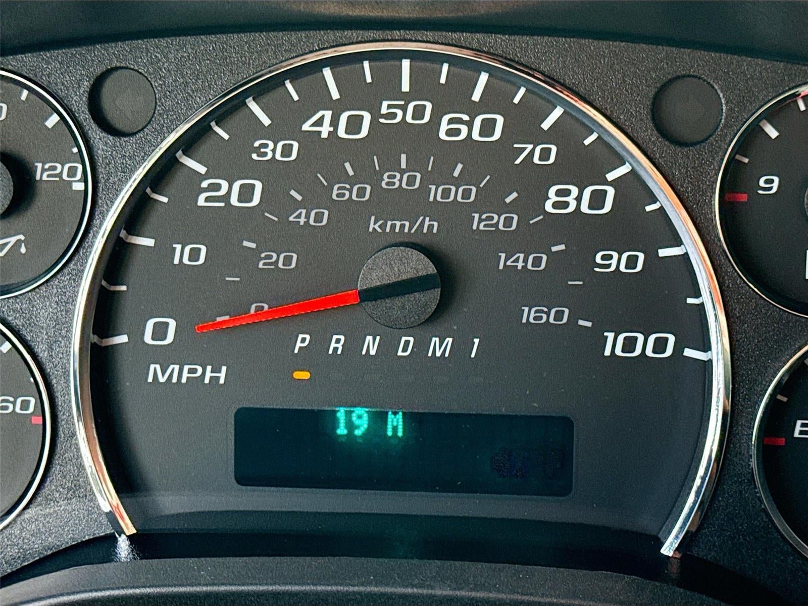 2025 Chevrolet Express Cutaway 3500 VAN 139