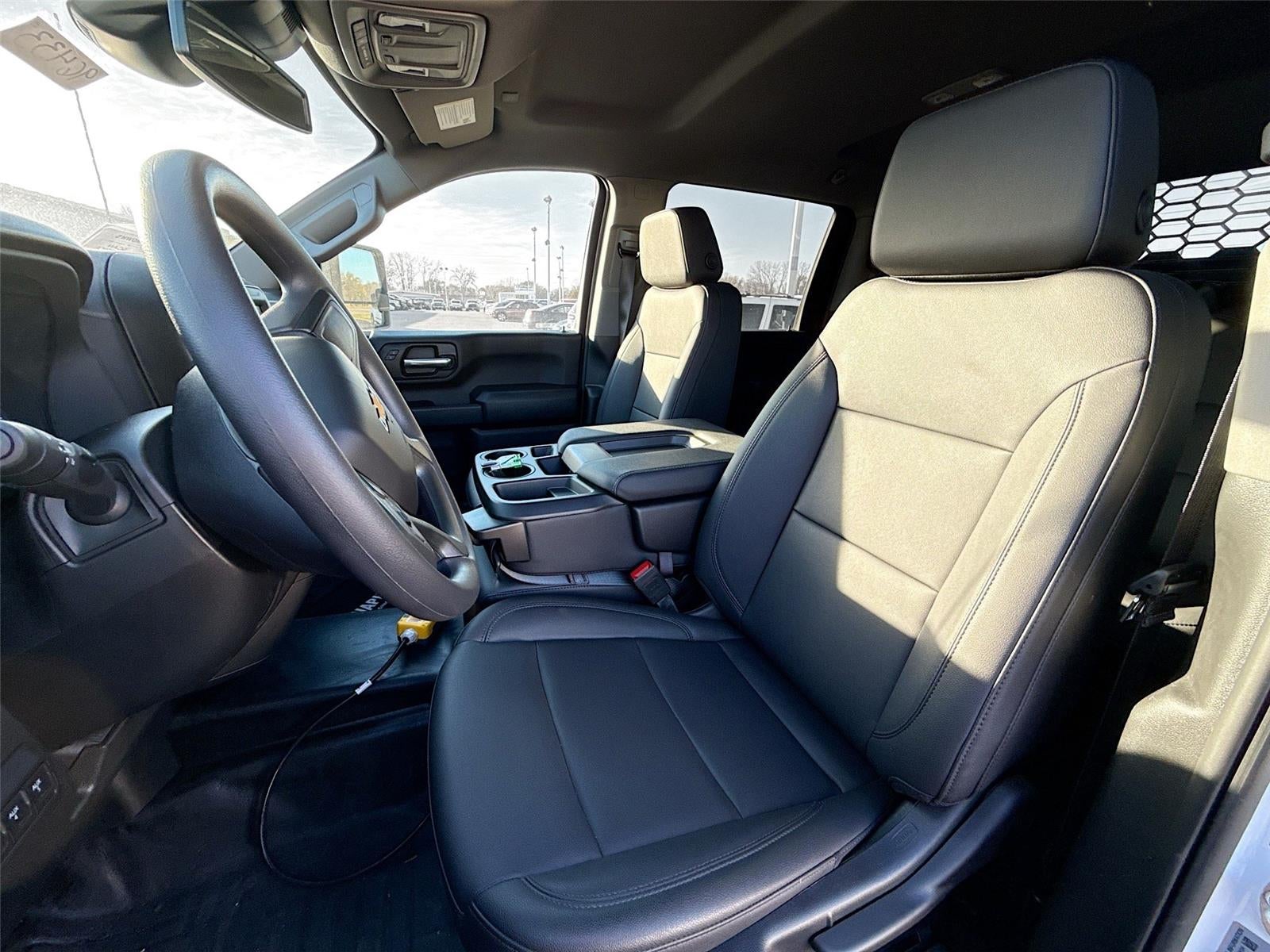 2024 Chevrolet Silverado 3500HD CC Work Truck