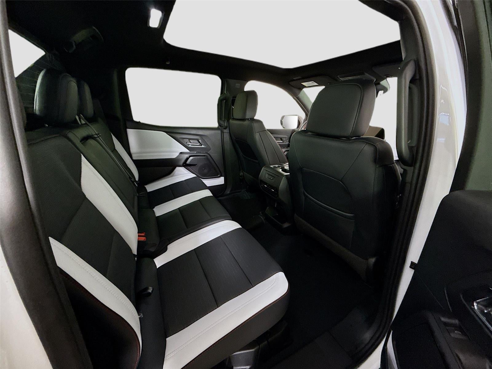 2025 Chevrolet Silverado EV Max Range RST