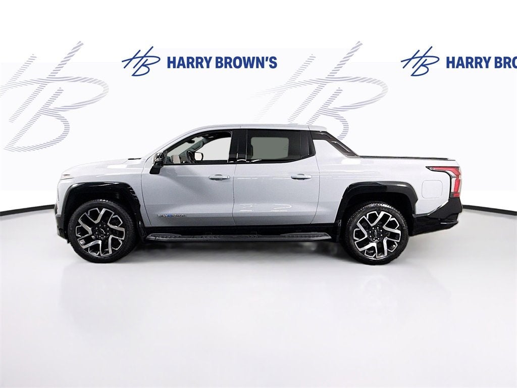 2025 Chevrolet Silverado EV RST