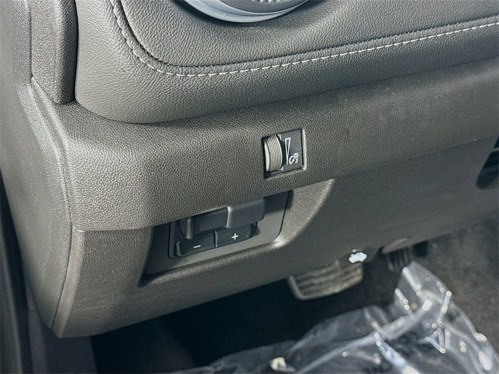 2025 Chevrolet Colorado LT