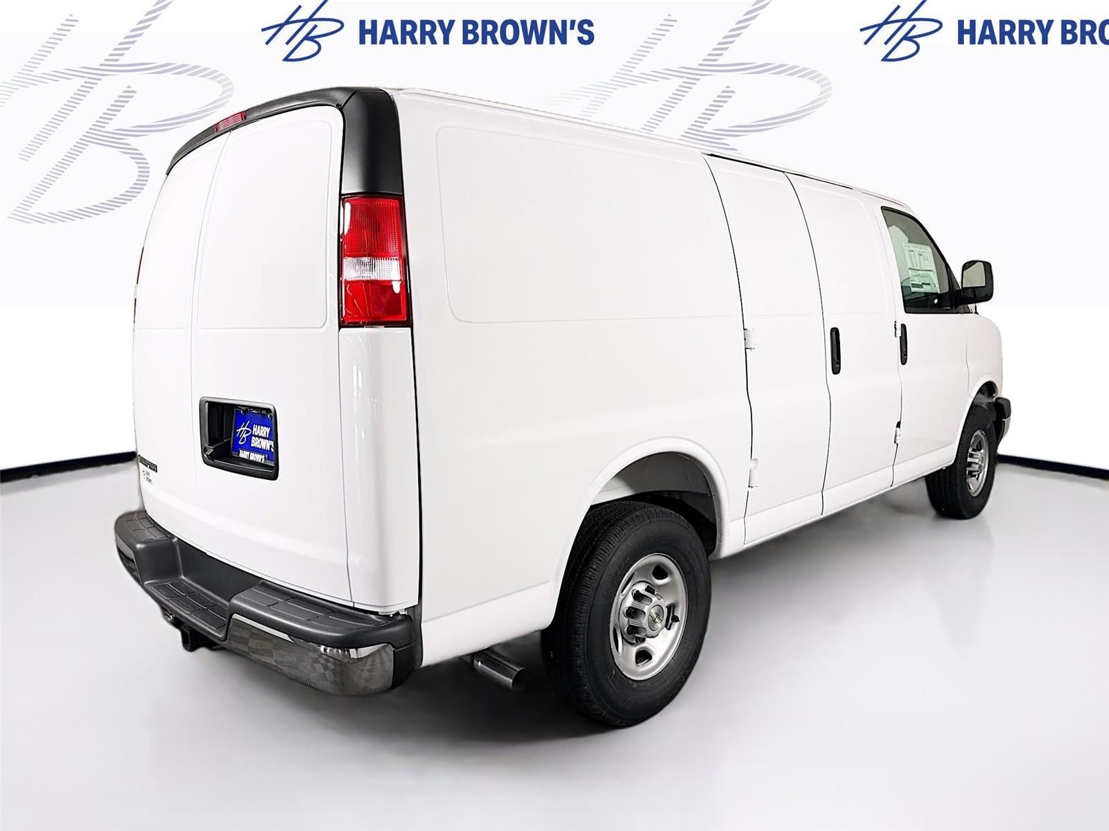 2026 Chevrolet Express Cargo Van RWD 2500 135