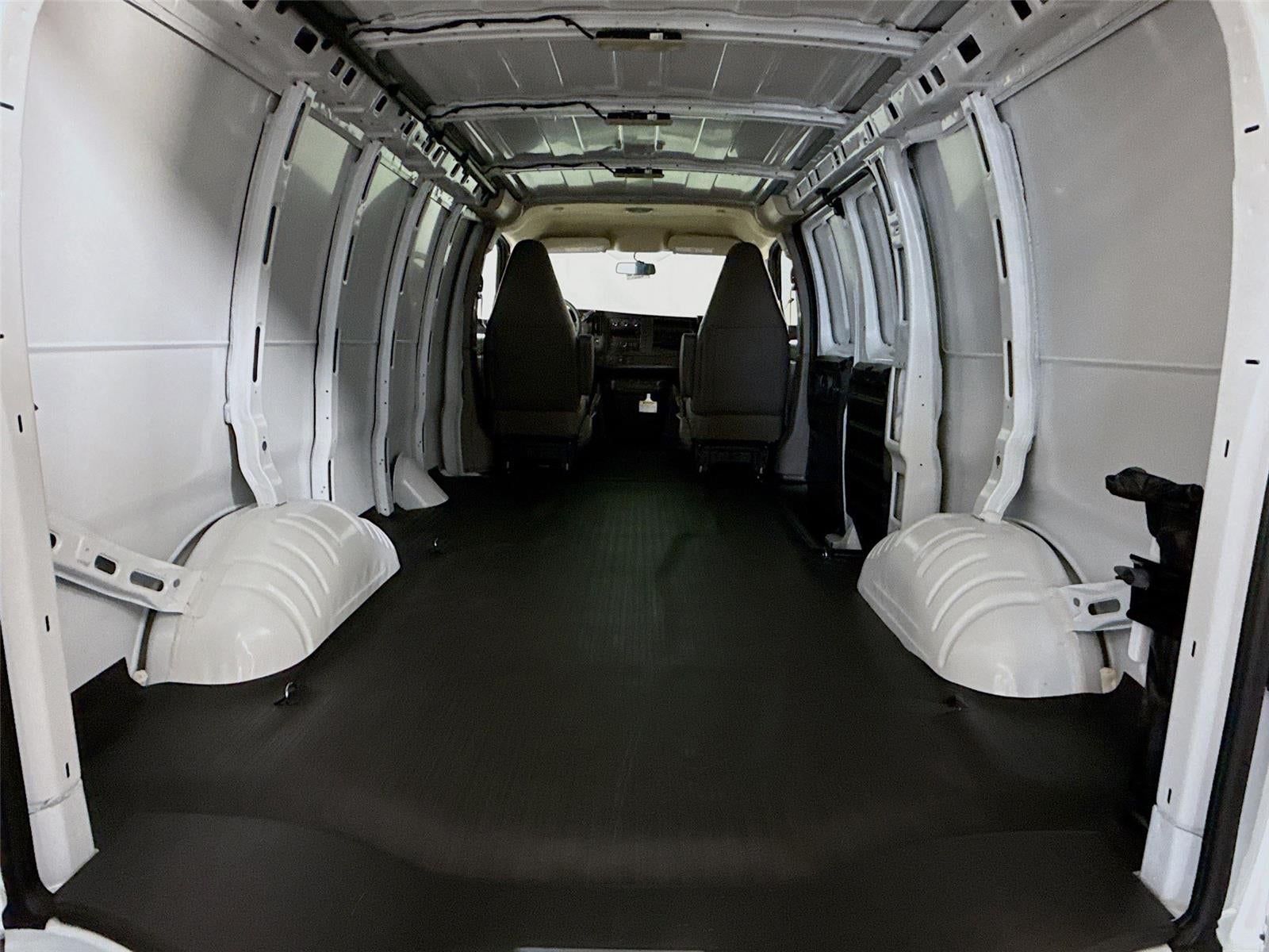 2026 Chevrolet Express Cargo Van RWD 2500 135