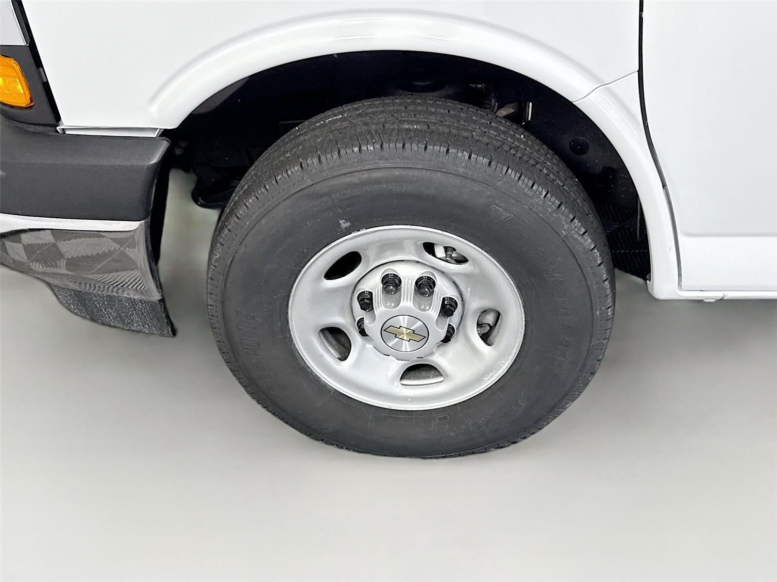 2026 Chevrolet Express Cargo Van RWD 2500 135