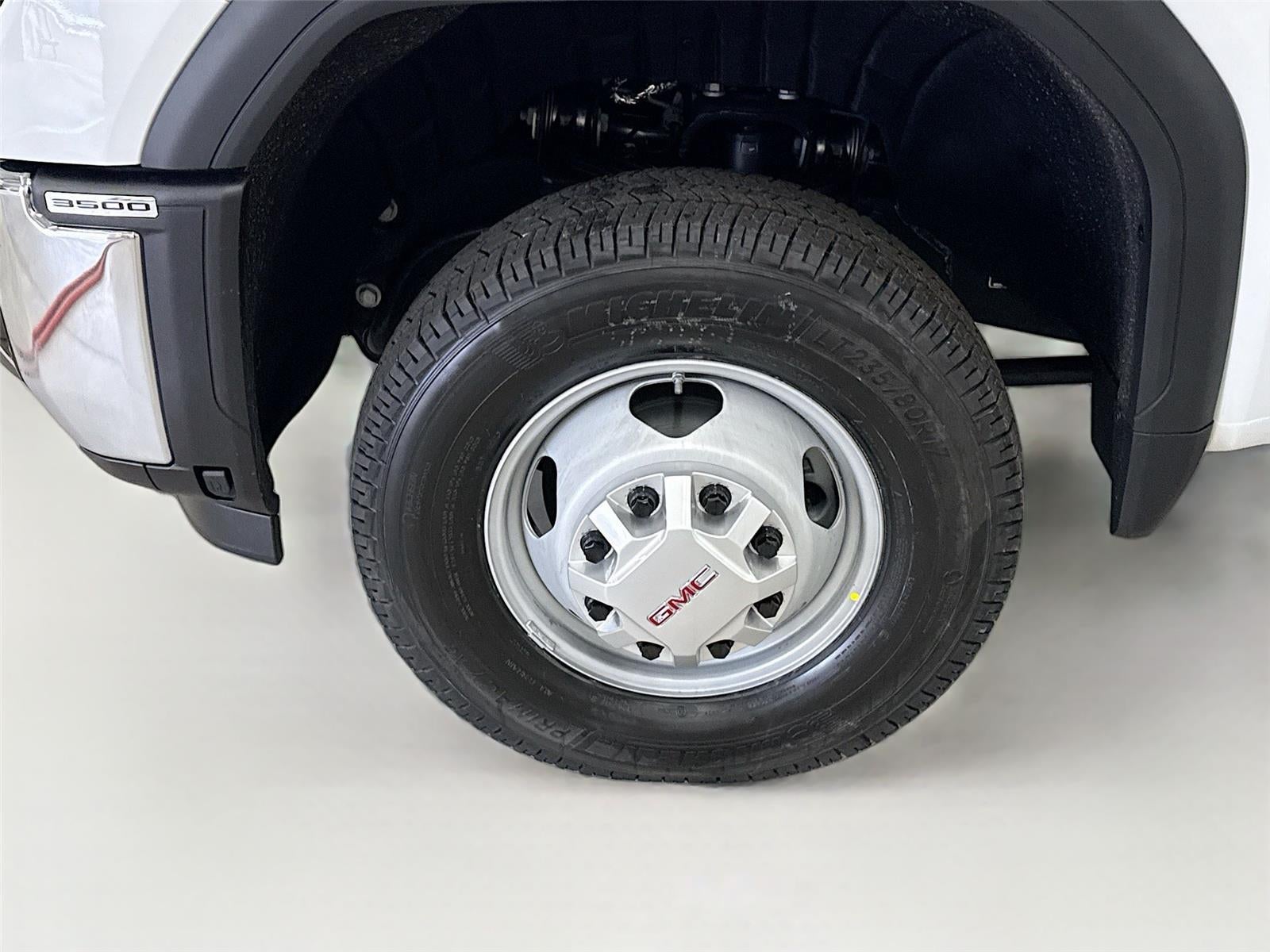 2026 GMC Sierra 3500HD CC Pro