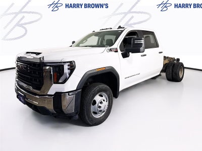 2024 GMC Sierra 3500HD Chassis Pro