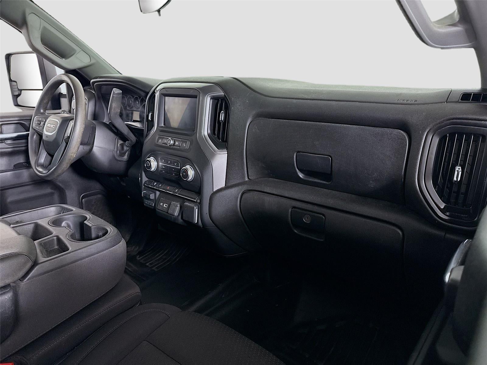 2024 GMC Sierra 3500HD Chassis Pro