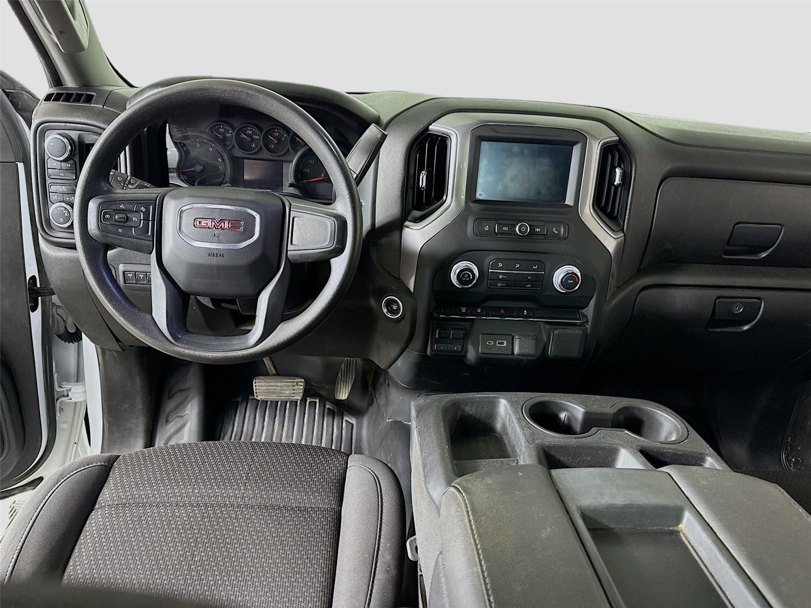 2024 GMC Sierra 3500HD Chassis Pro